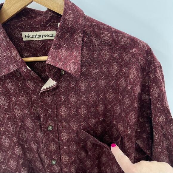 Munsingwear Vintage Men's Cotton Button Down Western Long Sleeve Shirt Size XL - Picture 5 of 9